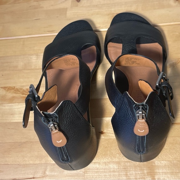 Gentle Souls by Kenneth Cole Women's Gisele Leather Platform Wedge Sandals - Picture 6 of 14